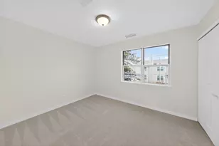 453 Normandie Ln, Round Lake, IL 60073 - Photo 16