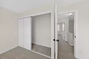 453 Normandie Ln, Round Lake, IL 60073 - Photo 18