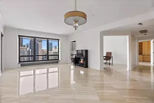 130 N Garland Ct, Chicago, IL 60602 - Photo 12