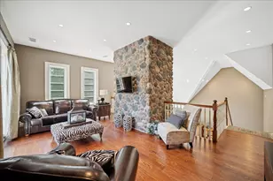 24 Bridlewood Rd, Northbrook, IL 60062 - Photo 40