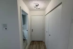 7531 175th St, Tinley Park, IL 60477 - Photo 2