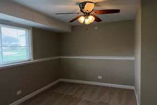 29W523 Winchester Circle, Warrenville, IL 60555 - Photo 10