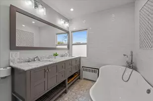 1036 Ashland Ave, Wilmette, IL 60091 - Photo 22