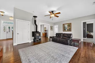 7308 Beach Ct, Wonder Lake, IL 60097 - Photo 4