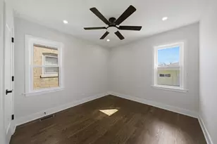 6535 S Kolin Ave, Chicago, IL 60629 - Photo 14