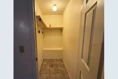 11224 S Stewart Avenue, Chicago, IL 60628 - Photo 6