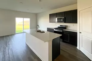 2662 Camelback Dr, Pingree Grove, IL 60140 - Photo 6