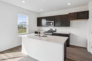 2672 Camelback Dr, Pingree Grove, IL 60140 - Photo 10