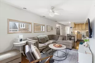 2016 W Charleston Ave, Chicago, IL 60647 - Photo 12