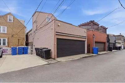 2016 W Charleston Avenue, Chicago, IL 60647 - Photo 24
