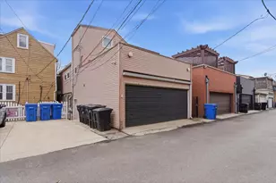 2016 W Charleston Ave, Chicago, IL 60647 - Photo 24