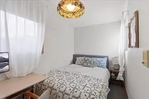 2016 W Charleston Ave, Chicago, IL 60647 - Photo 16