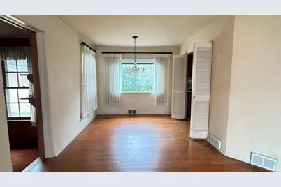 [Address not provided], Glen Ellyn, IL 60137 - Photo 6