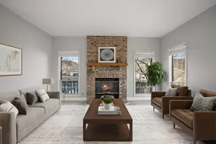 537 W Parkside Dr, Palatine, IL 60067 - Photo 2