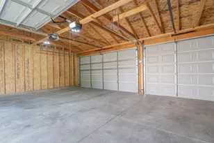 10439 S Ave M, Chicago, IL 60617 - Photo 18