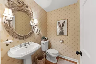 646 Highview Ave, Glen Ellyn, IL 60137 - Photo 22