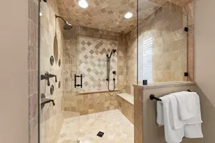 646 Highview Ave, Glen Ellyn, IL 60137 - Photo 20