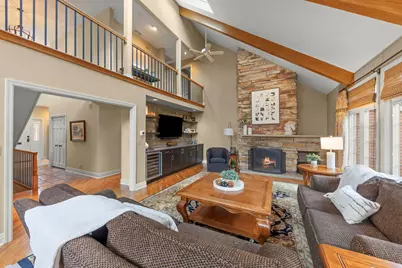 646 Highview Avenue, Glen Ellyn, IL 60137 - Photo 8