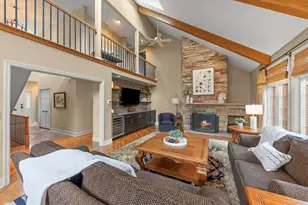 646 Highview Ave, Glen Ellyn, IL 60137 - Photo 8