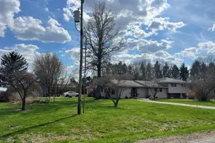 2279 E 500N Rd, Paxton, IL 60957 - Photo 4