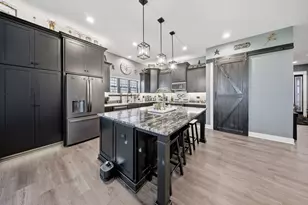 2401 N 4350th Rd, Sheridan, IL 60551 - Photo 16