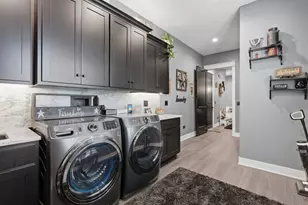 2401 N 4350th Rd, Sheridan, IL 60551 - Photo 24