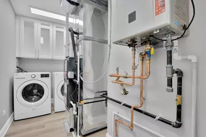 1527 Elgin Avenue, Forest Park, IL 60130 - Photo 22