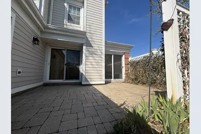 1414 Pebblecreek Drive, Glenview, IL 60025 - Photo 18