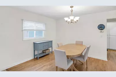 705 Cumberland Street, Hoffman Estates, IL 60169 - Photo 10