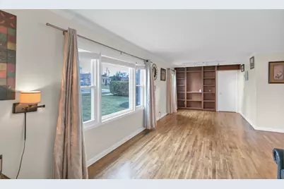 705 Cumberland Street, Hoffman Estates, IL 60169 - Photo 8