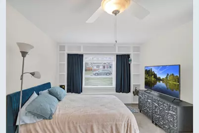 705 Cumberland Street, Hoffman Estates, IL 60169 - Photo 16