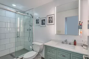 1001 W 15th St, Chicago, IL 60608 - Photo 10