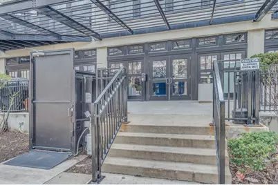 1001 W 15th Street #317, Chicago, IL 60608 - Photo 2