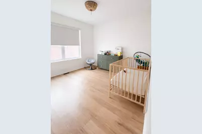 87 S Savannah Parkway, Round Lake, IL 60073 - Photo 14