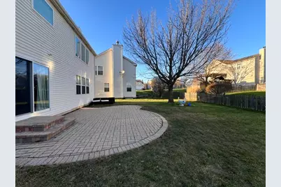 87 S Savannah Parkway, Round Lake, IL 60073 - Photo 16