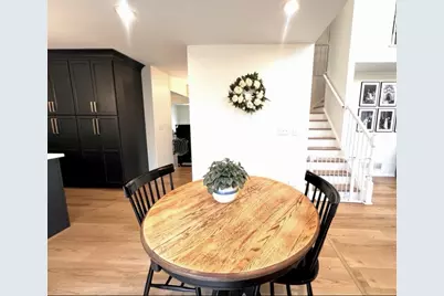 87 S Savannah Parkway, Round Lake, IL 60073 - Photo 8