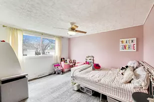 1605 W Lexington Dr, Arlington Heights, IL 60004 - Photo 12