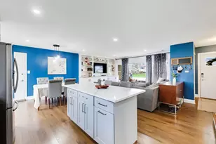 1605 W Lexington Dr, Arlington Heights, IL 60004 - Photo 10