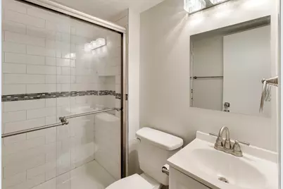 1470 E 56th Street, Chicago, IL 60637 - Photo 28