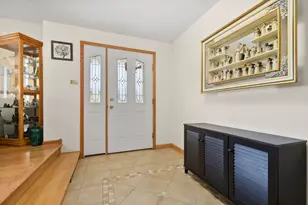 15329 Oak Rd, Oak Forest, IL 60452 - Photo 2