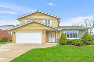 15329 Oak Rd, Oak Forest, IL 60452 - Photo 1