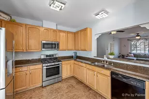 208 New Haven Dr, Cary, IL 60013 - Photo 8