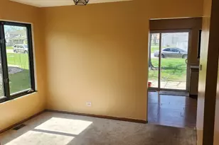 548 Alton Ct, Carol Stream, IL 60188 - Photo 14