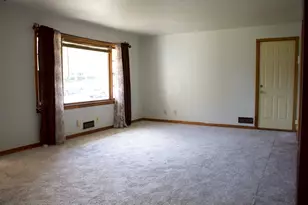 3520 Thelma St, Rockford, IL 61108 - Photo 2