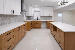 8409 S Vernon Ave, Chicago, IL 60619 - Photo 4