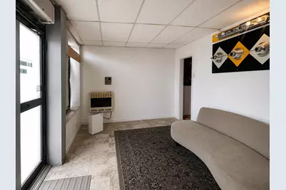 2354 N Saint Louis Avenue, Chicago, IL 60647 - Photo 4