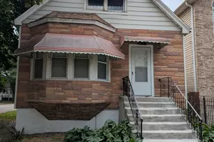 8601 S Kingston Ave, Chicago, IL 60617 - Photo 1