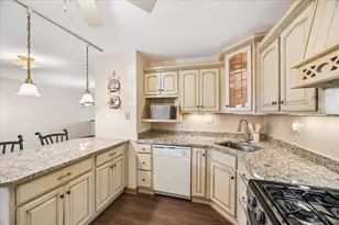 17346 Brook Crossing Ct, Orland Park, IL 60467 - Photo 4