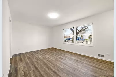 1231 Tobin Court, Waukegan, IL 60085 - Photo 4