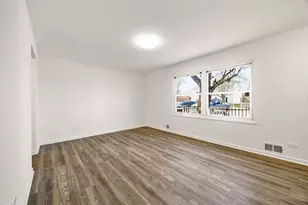 1231 Tobin Ct, Waukegan, IL 60085 - Photo 4